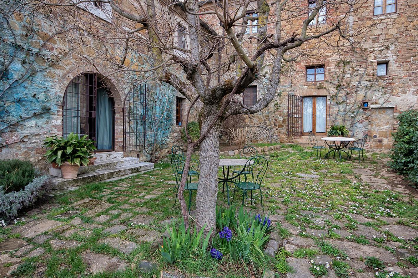 Agriturismo Le Sorbelle D'Orcia Con Piscina Pienza Bagian luar foto