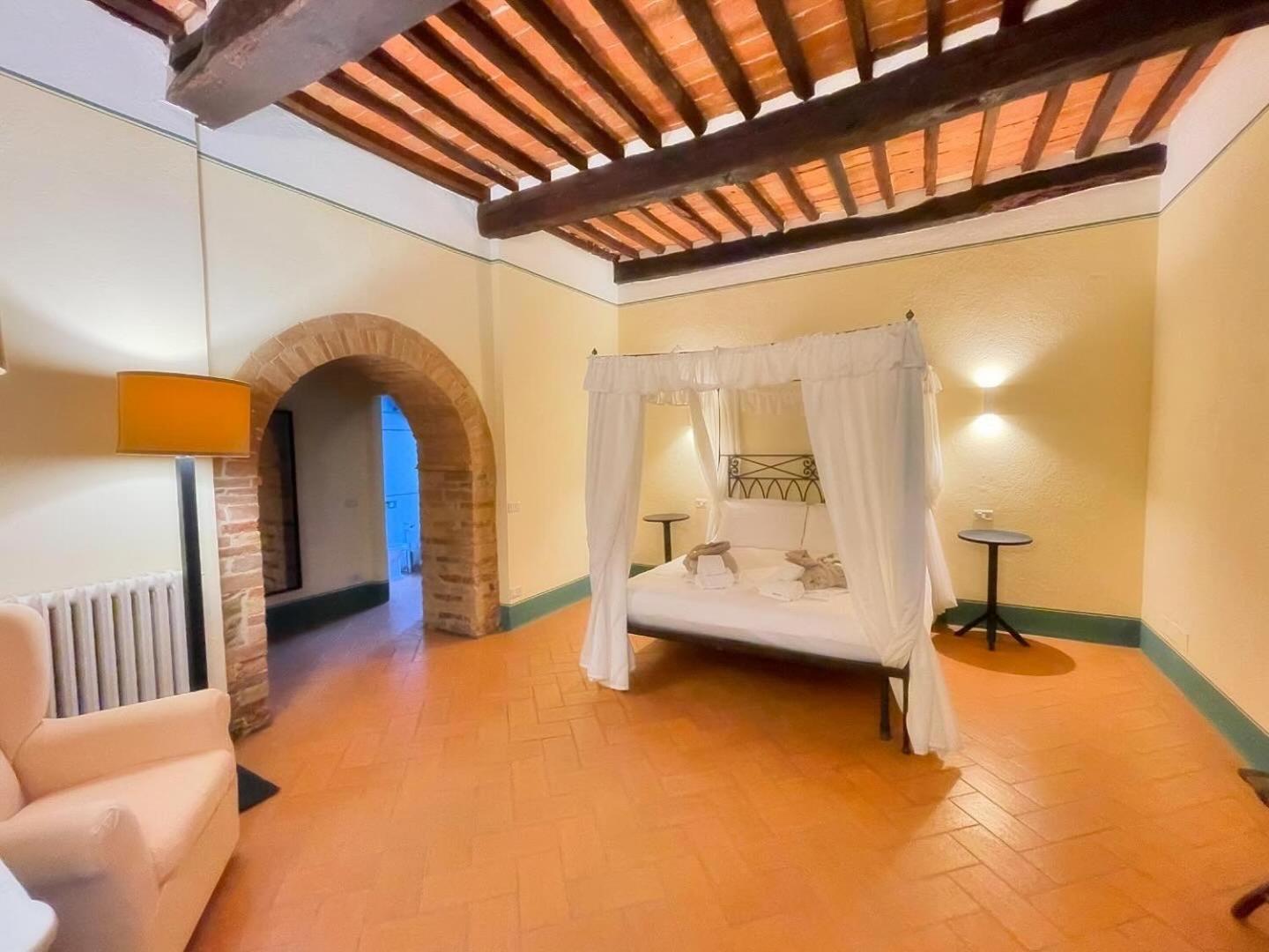 Agriturismo Le Sorbelle D'Orcia Con Piscina Pienza Bagian luar foto
