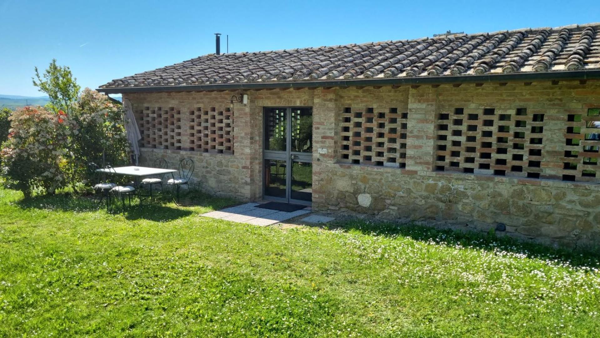 Agriturismo Le Sorbelle D'Orcia Con Piscina Pienza Bagian luar foto